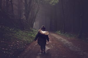 Dziecięce lęki. Co robić, gdy dziecko się boi post feature image
